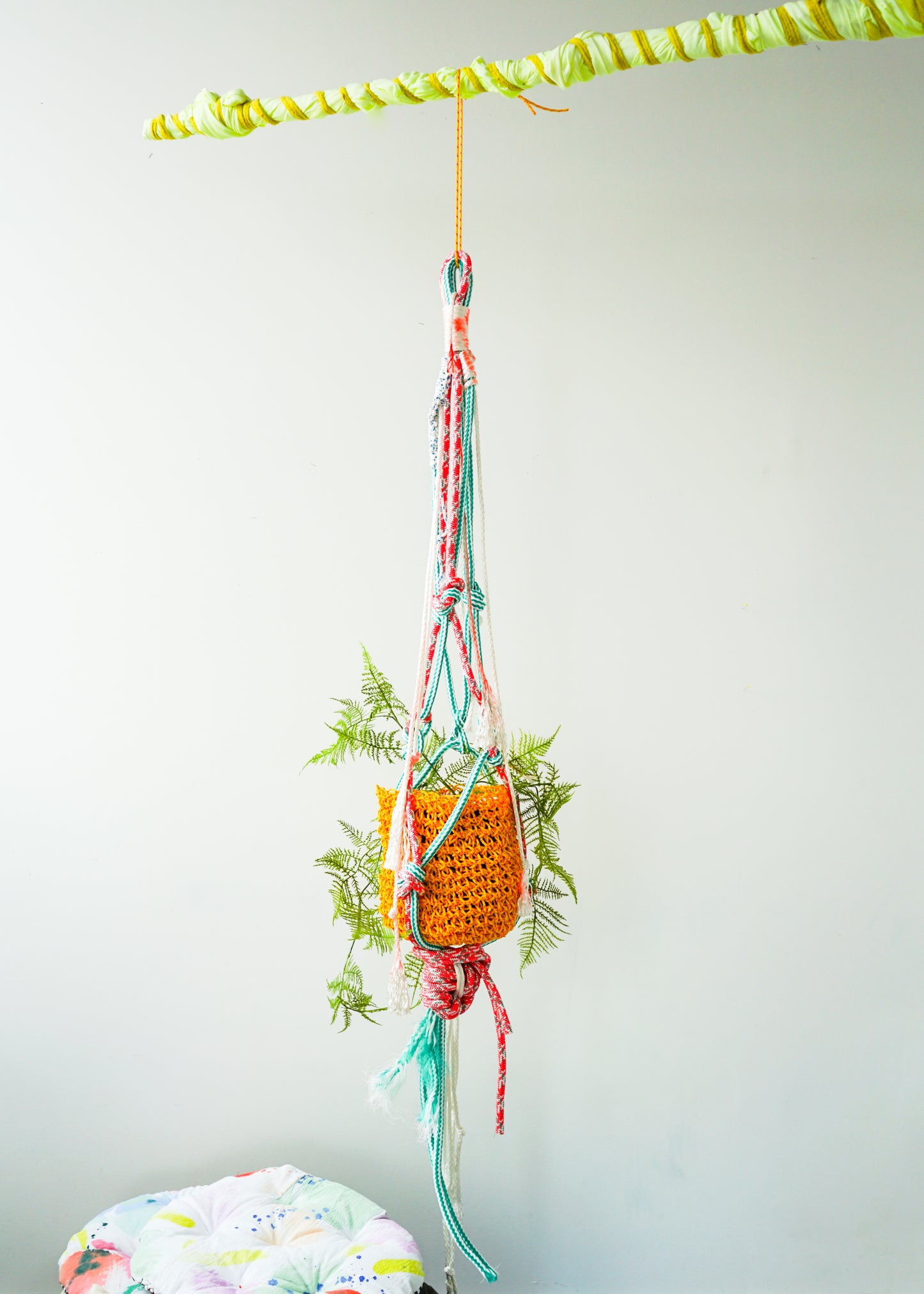 GIANT PLANT HANGER / ZENON